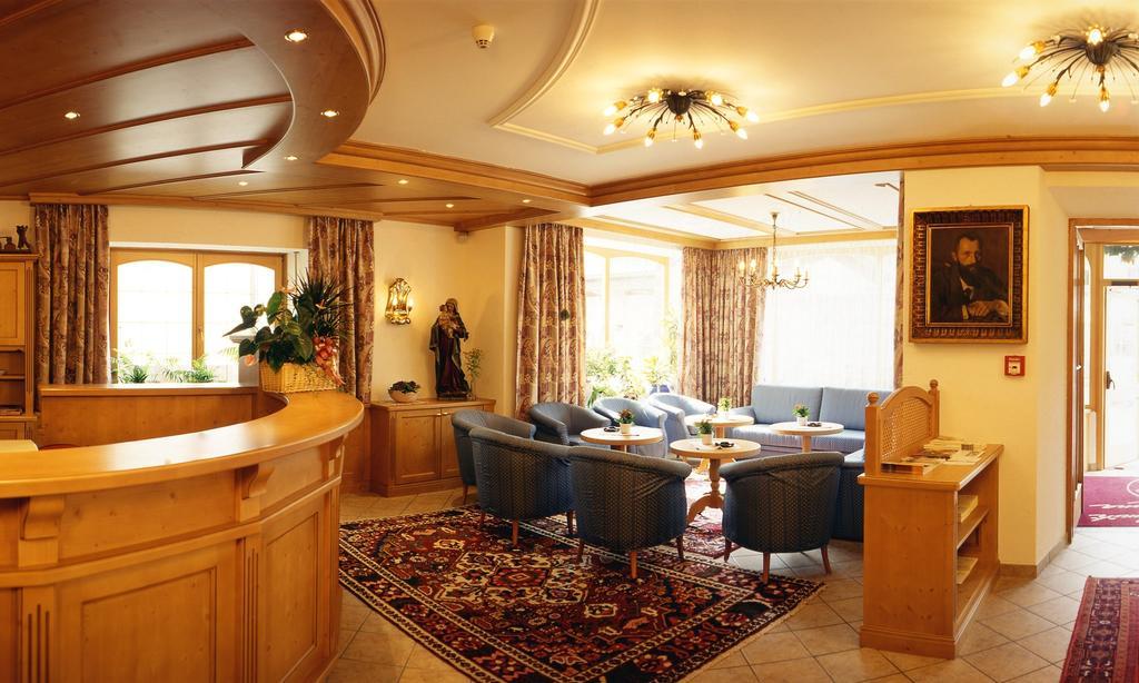 Hotel Dolomiti Madonna Ortisei Eksteriør bilde