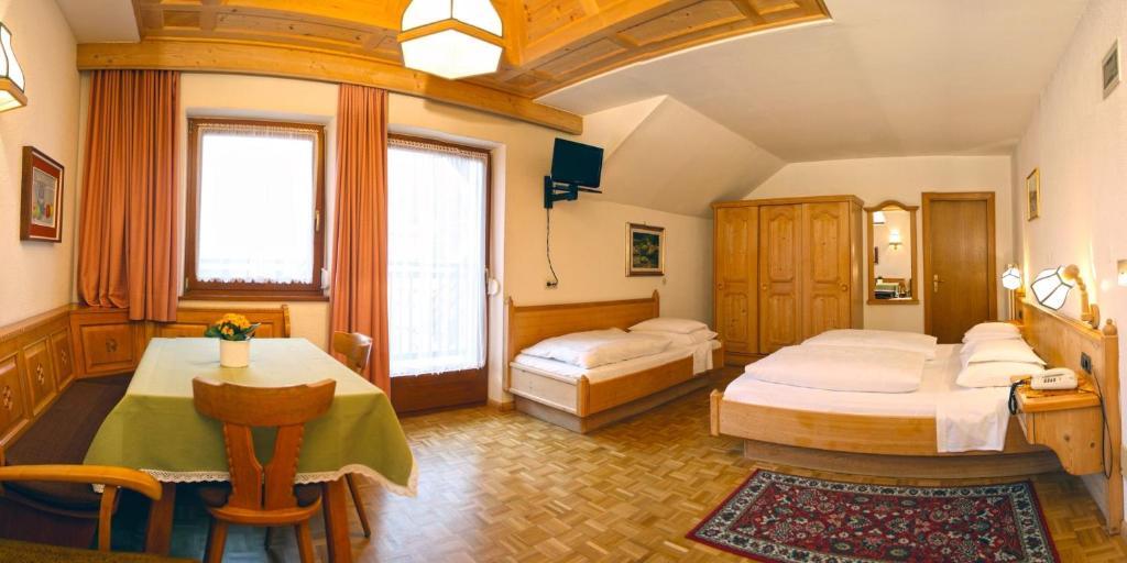 Hotel Dolomiti Madonna Ortisei Eksteriør bilde