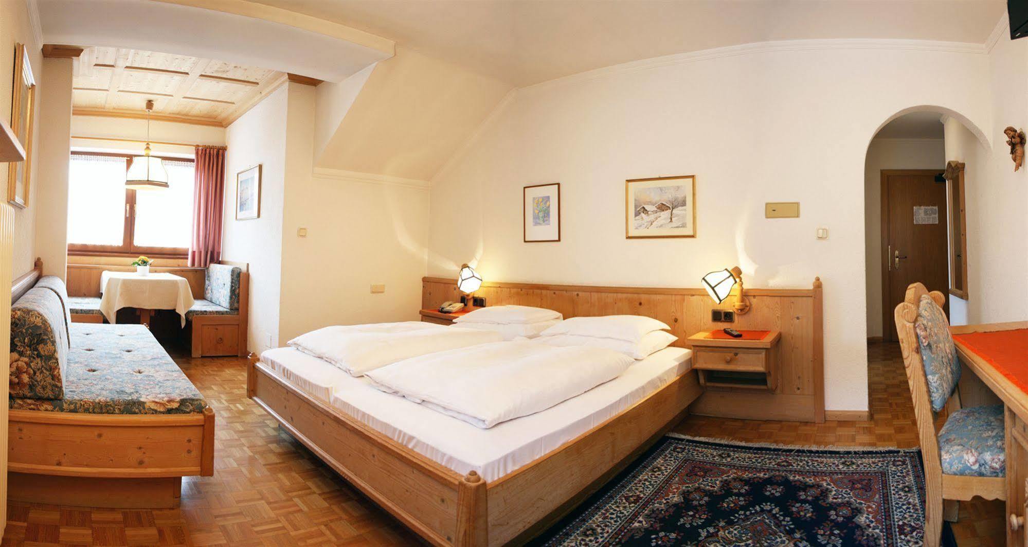 Hotel Dolomiti Madonna Ortisei Eksteriør bilde